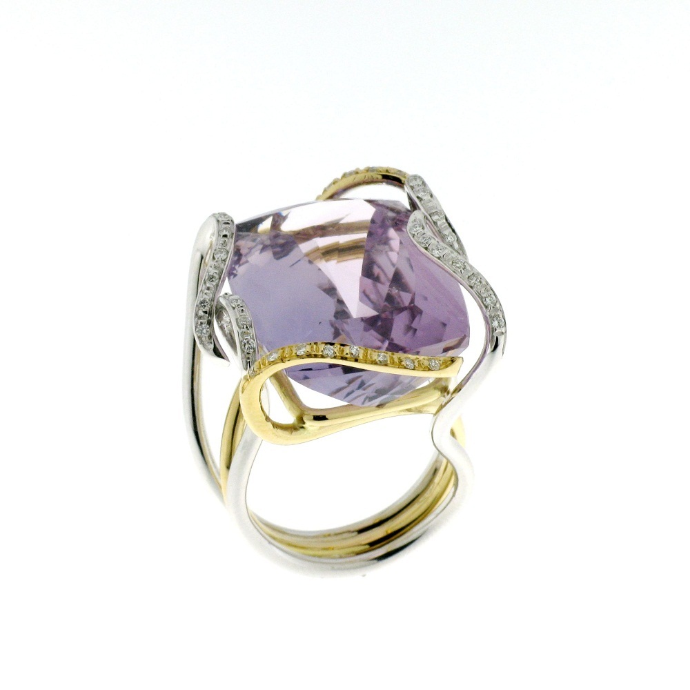 RING WITH AMETHYST